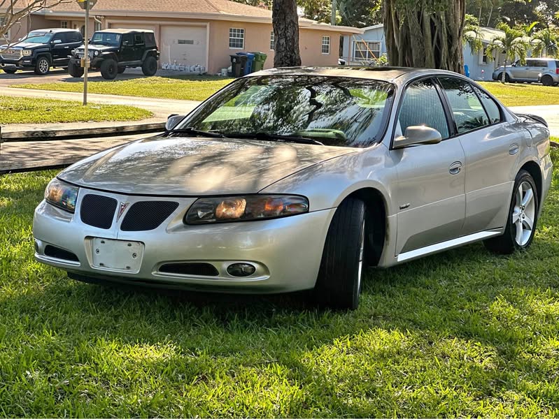 2004 Pontiac Bonneville - GXP Sedan 4D