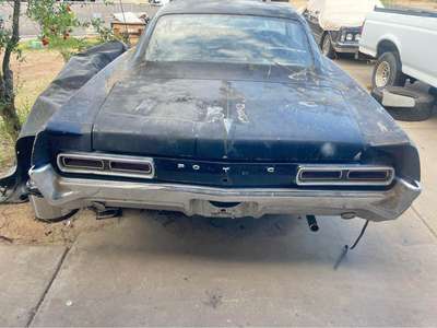 1966 Pontiac Bonneville - 2 door