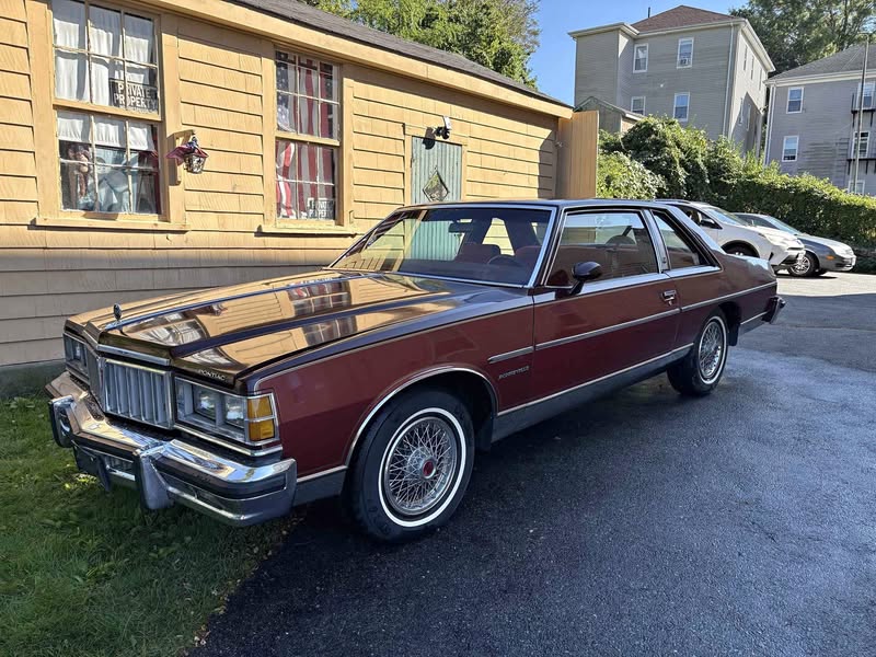 1978 Pontiac Bonneville - Coupe