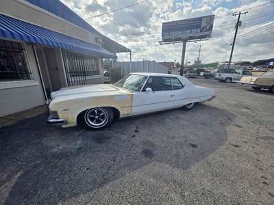 1973 Pontiac Bonneville - 2 door hardtop