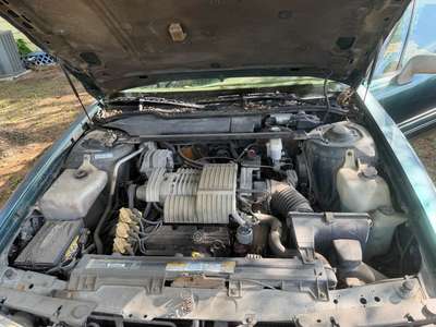 1995 Pontiac Bonneville - SSE Sedan 4D