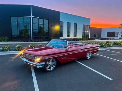 1960 Pontiac Bonneville - Convertible