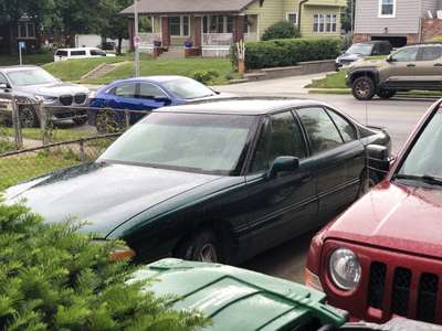 1995 Pontiac Bonneville SE