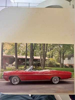 1968 Pontiac Bonneville - SLE Sedan 4D
