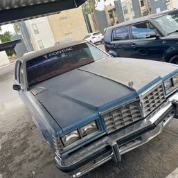 Pontiac bonneville 1977