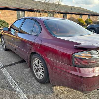 2000 Pontiac Bonneville - SLE Sedan 4D