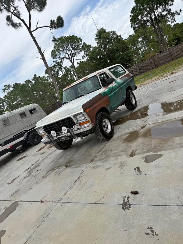 1979 Ford Bronco - Sport Utility 2D
