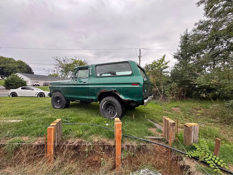 1979 Ford Bronco - Custom