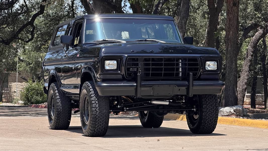 1979 Ford Bronco - Sport Utility 2D