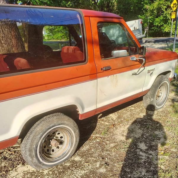 1986 Ford Bronco - Badlands Sport Utility 2D