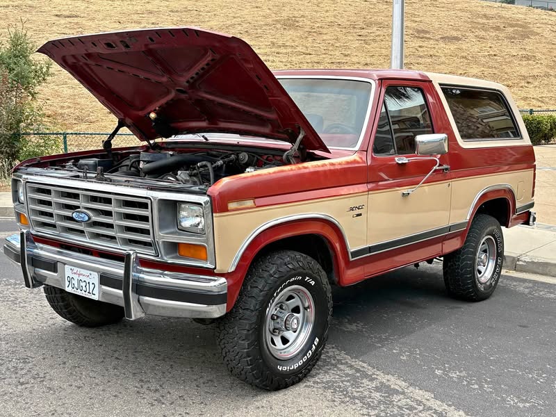 1986 Ford Bronco - Eddie Bauer