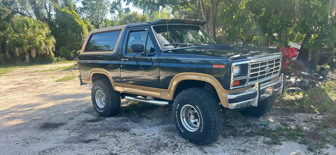 1986 Ford Bronco - Eddie Bauer