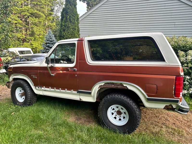 1984 Ford Bronco - Sport Utility 4D