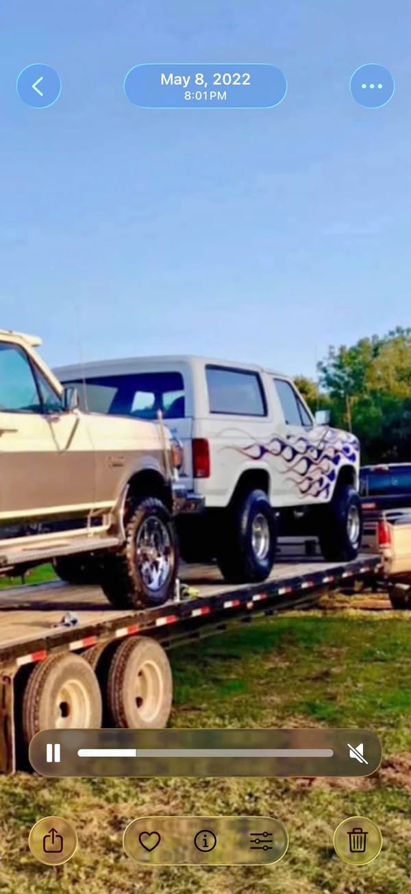 1984 Ford Bronco - Badlands Sport Utility 2D