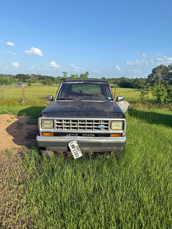 1986 Ford Bronco Sport - Xlt