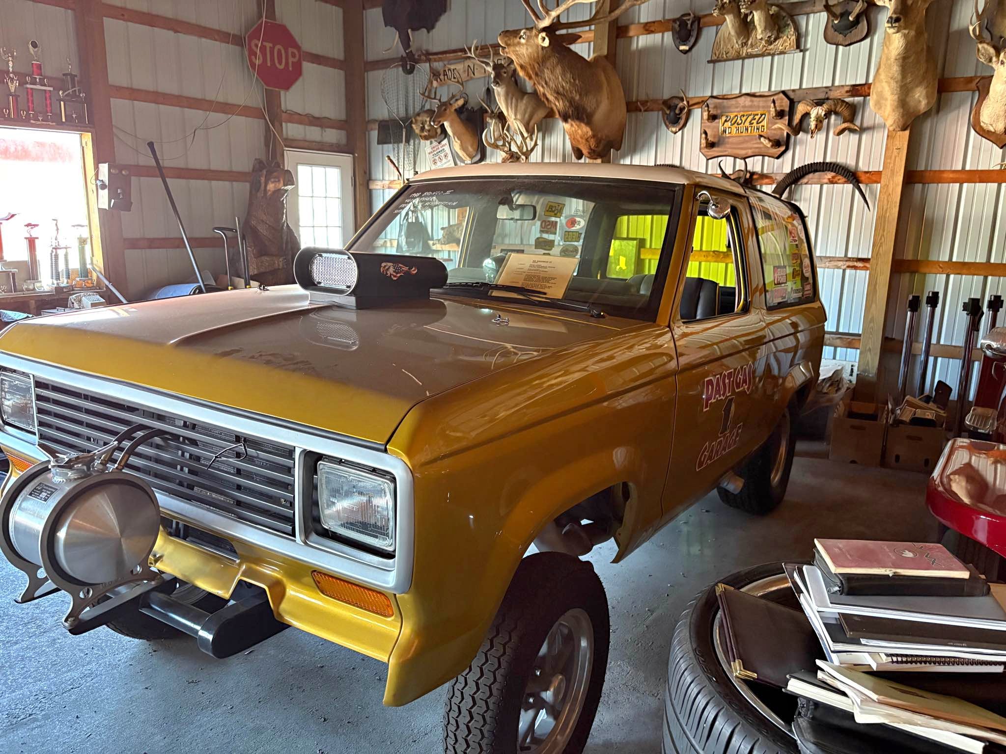 1983 Ford Bronco - Bronco 2 gasser big block