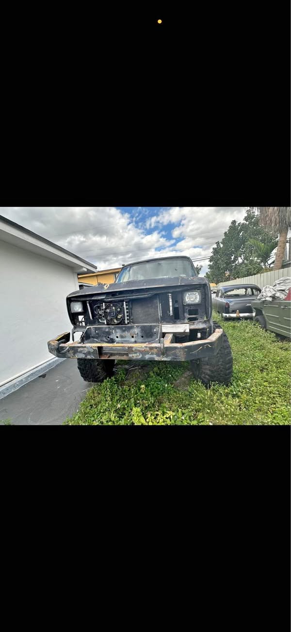 1983 Ford Bronco - 4x4