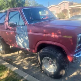 1985 Ford Bronco - XLT