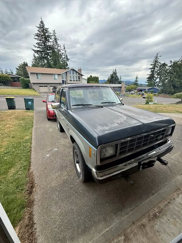 1986 Ford Bronco - Xlt