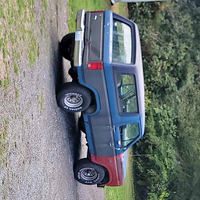 1984 Ford Bronco - Sport Utility 2D