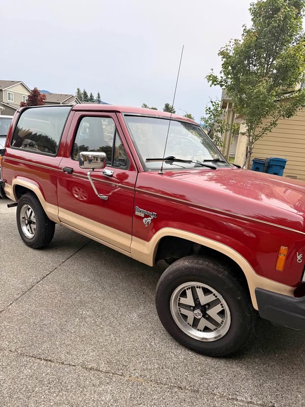 1985 Ford Bronco - Eddie Bauer