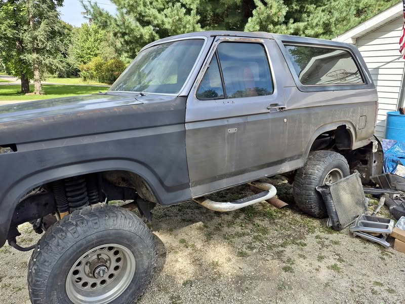 1986 Ford Bronco - Badlands Sport Utility 2D