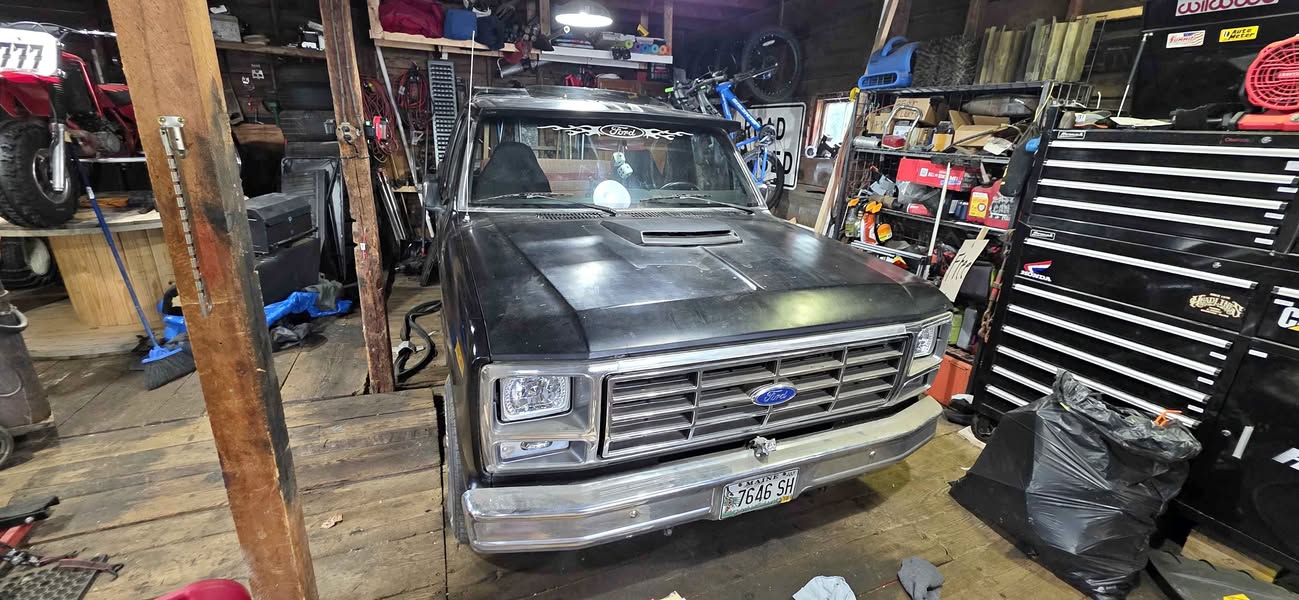 1983 Ford Bronco - Sport Utility 2D