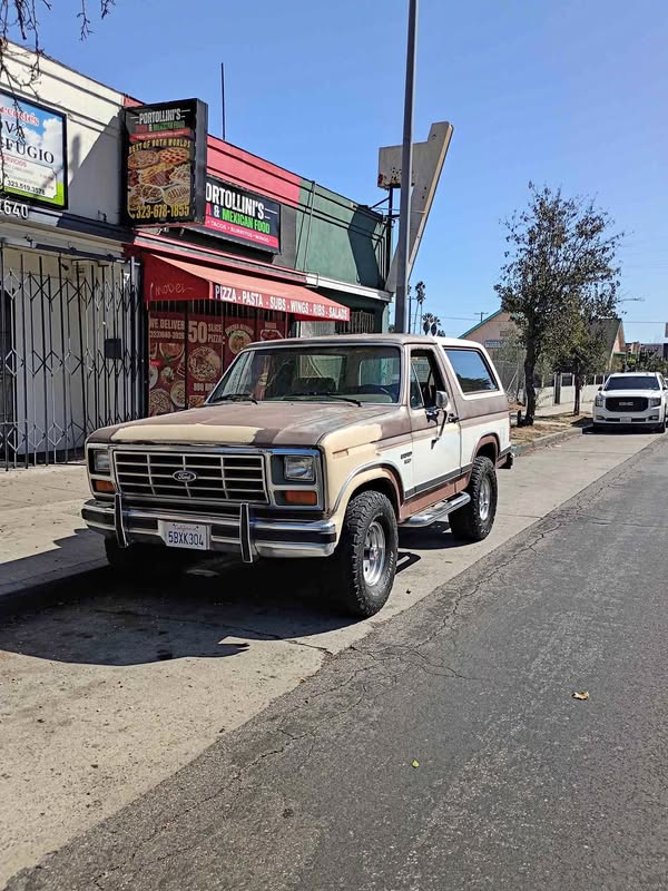 1986 Ford Bronco - Xlt