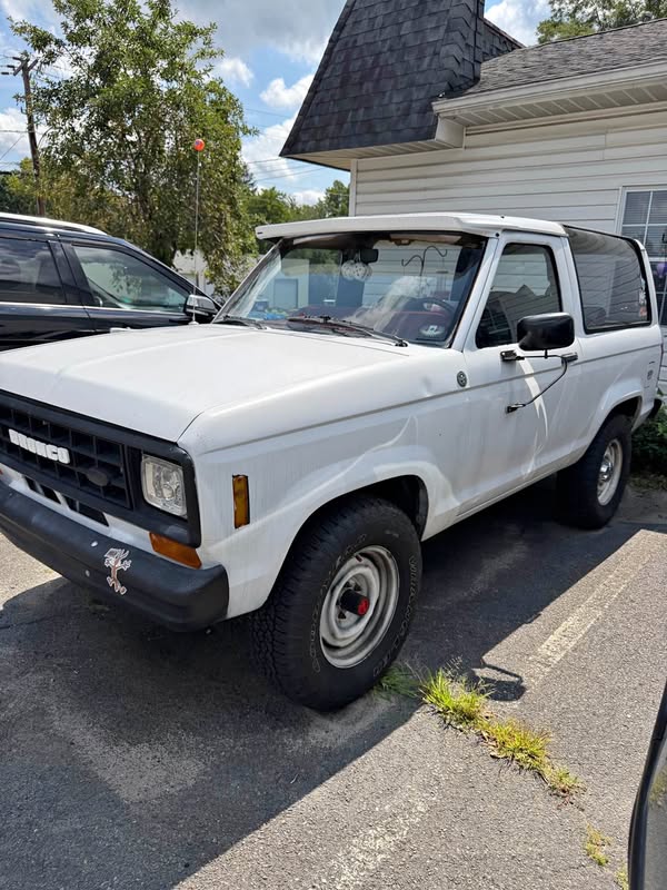 1985 Ford Bronco