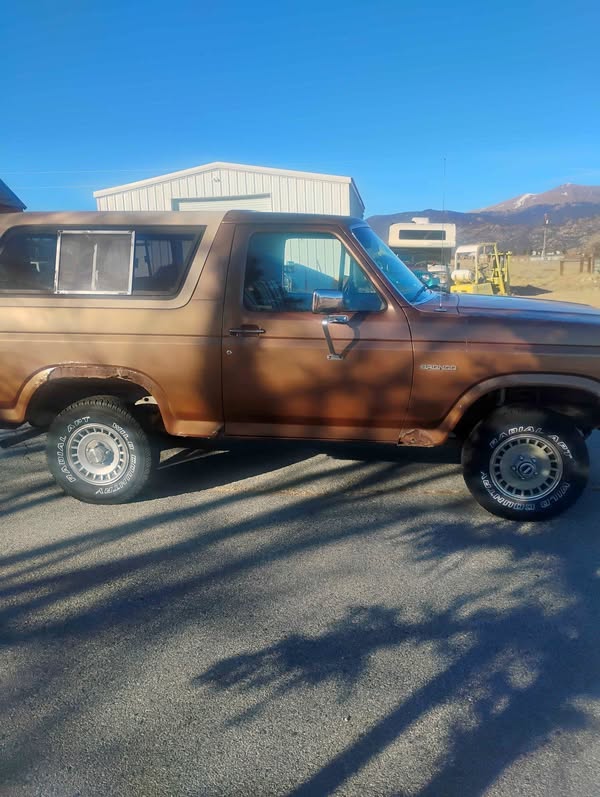 1985 Ford Bronco - Sport Utility 2D