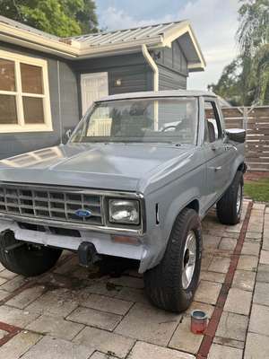 1984 Ford bronco ii (project car)