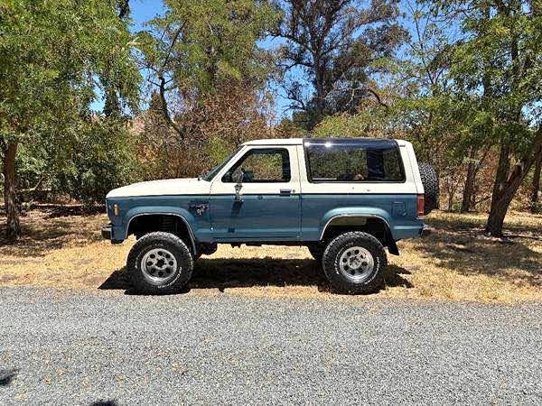 1986 Ford Bronco - Sport Utility 2D