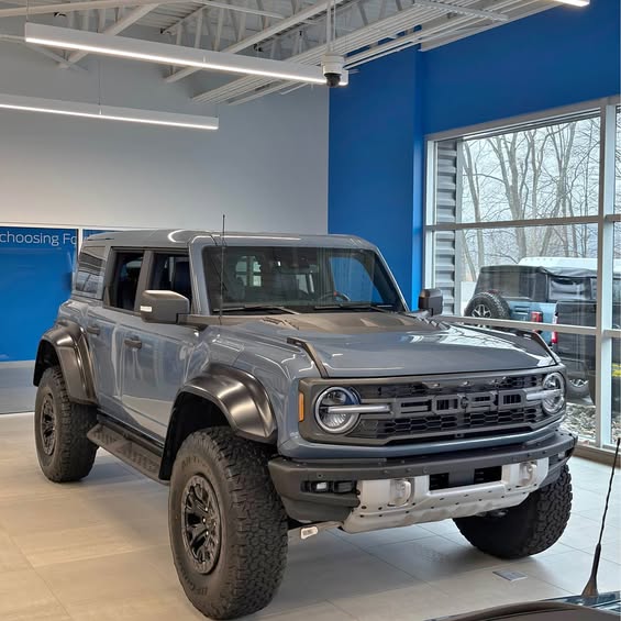 2025 Ford Bronco - Raptor