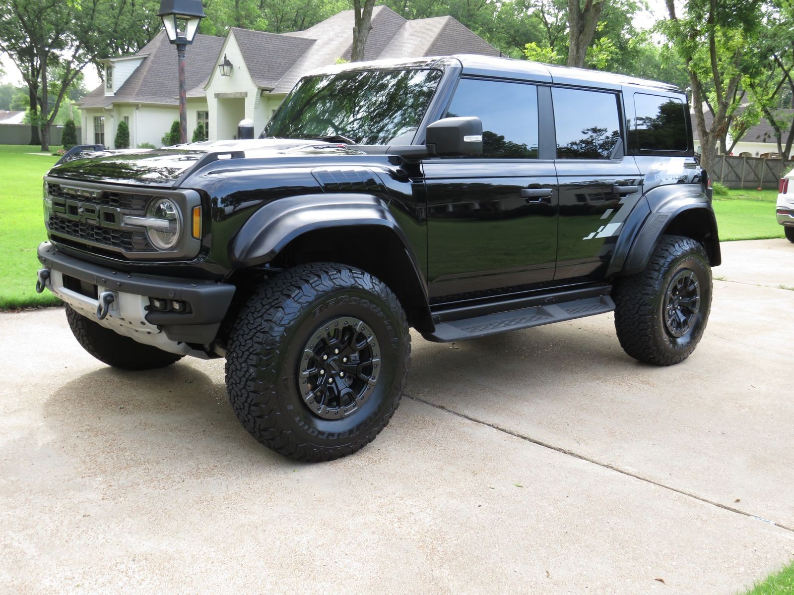 2024 Ford Bronco Raptor   MSRP New $100,020  Only 21k Miles!