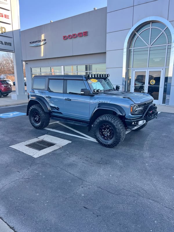 2023 Ford bronco raptor