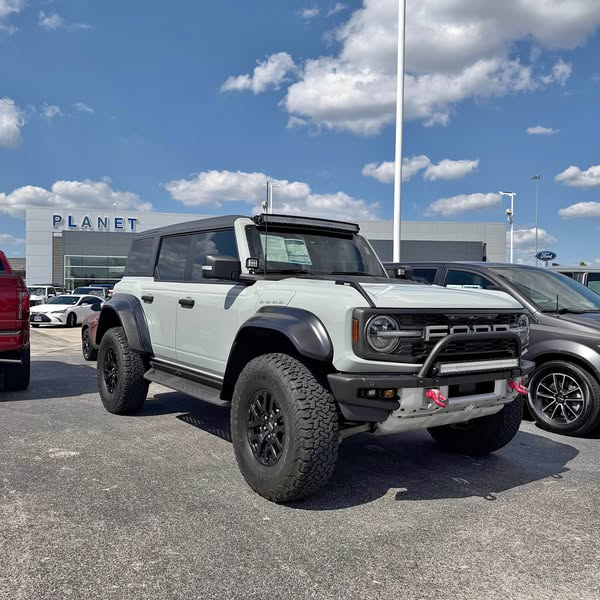 2023 Ford Bronco - Raptor Sport Utility 4D
