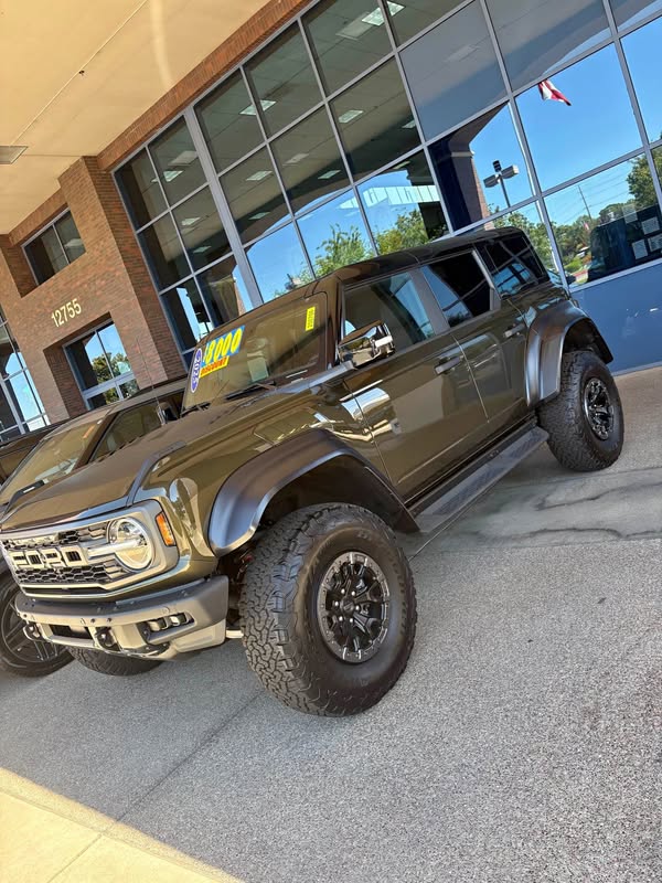 2025 Ford Bronco - Raptor