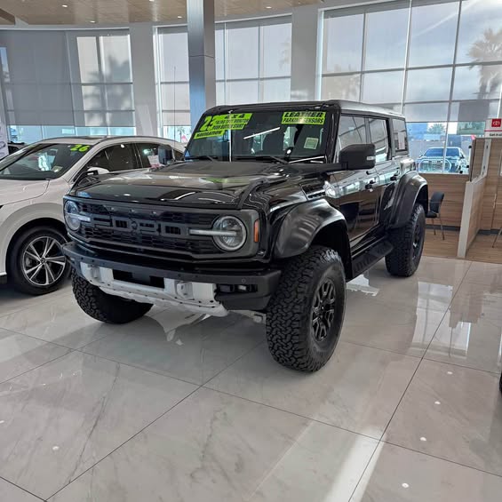 2023 Ford Bronco - Raptor