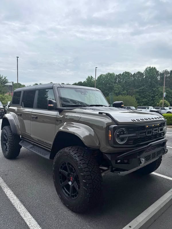 2026 Ford Bronco - Hennessy raptor