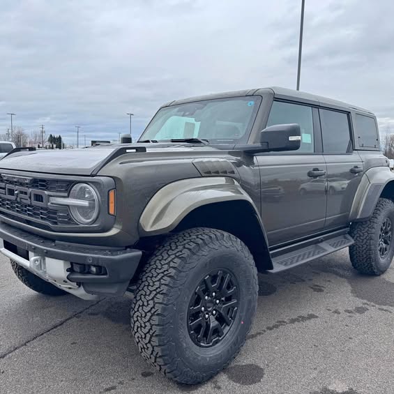 2025 Ford Bronco - Raptor Sport Utility 4D