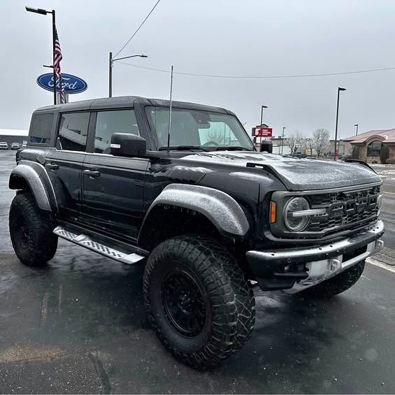 2023 Ford Bronco - Raptor Sport Utility 4D