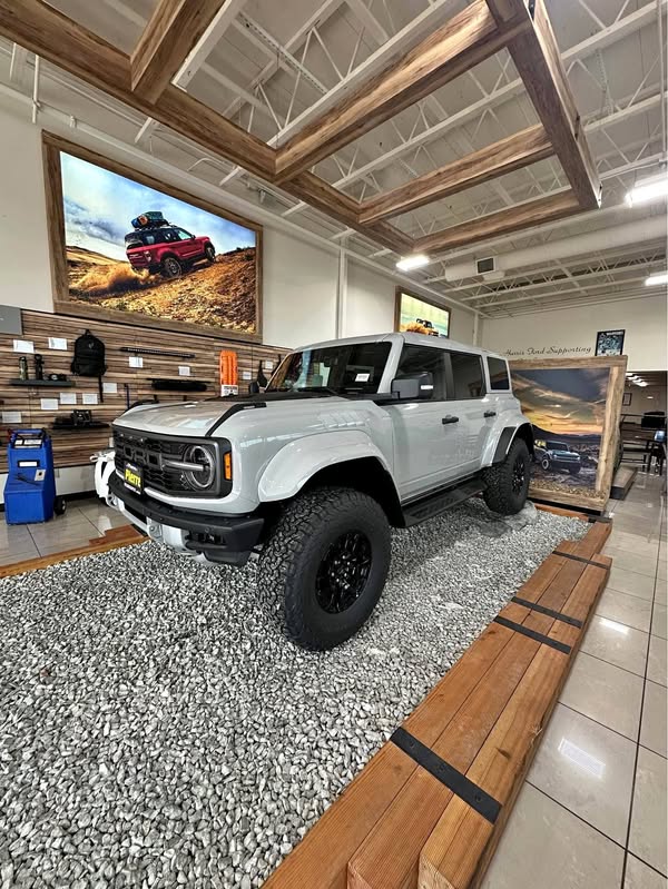 2026 Ford Bronco - Raptor Sport Utility 4D