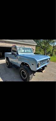 1974 Ford BRONCO - classic restomod  - 5.0 Fuel injected