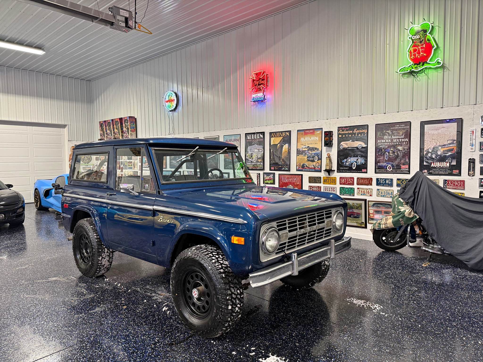 1973 Ford Bronco - Explorer