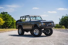 1967 Ford Bronco 5.0 Coyote Stunning Restomod!