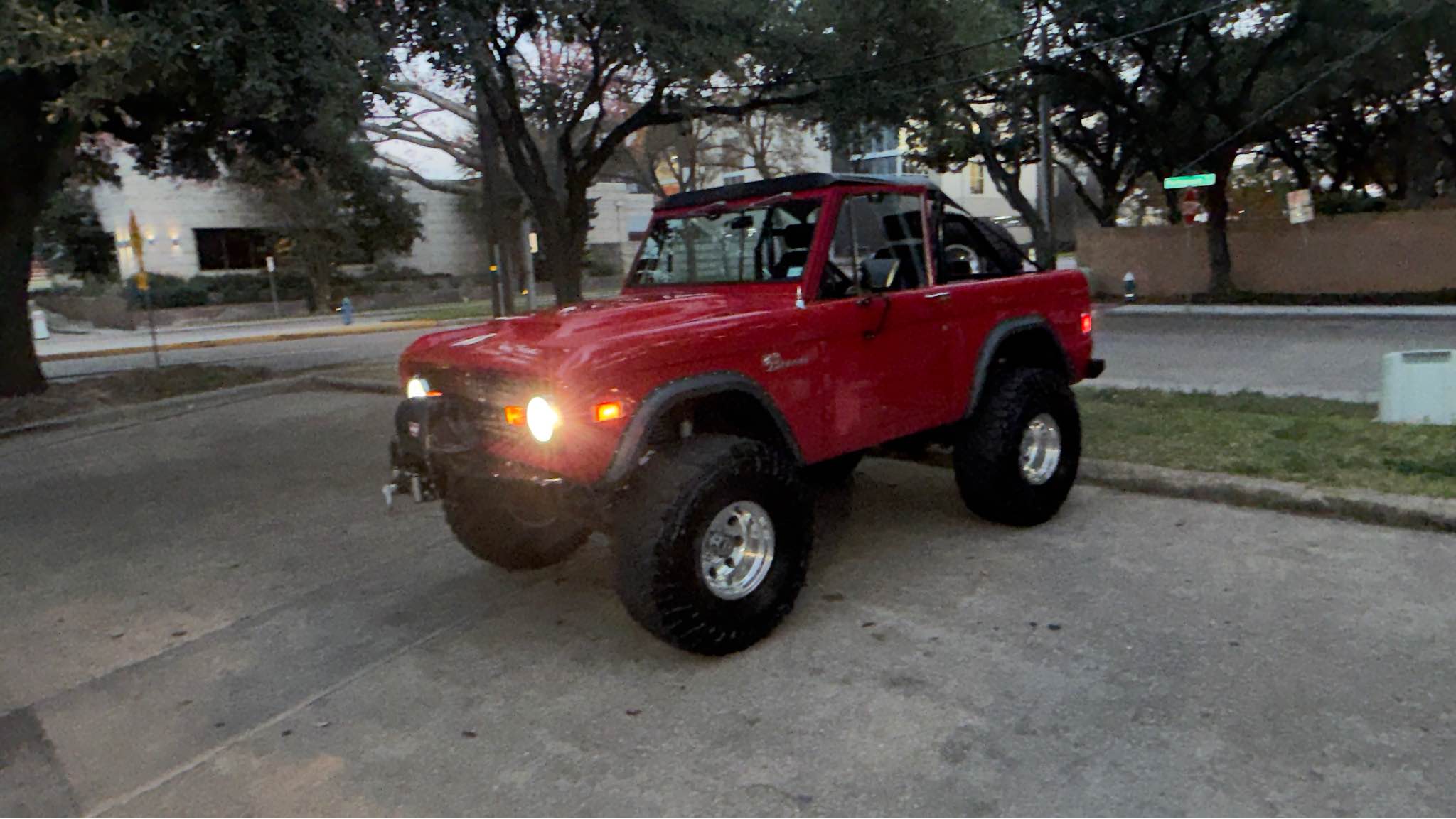 1977 Ford Bronco - 4x4