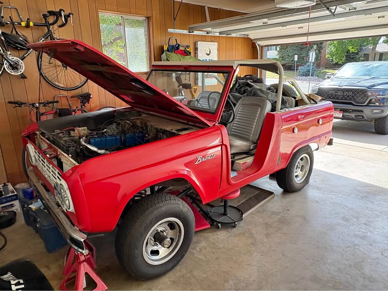 1966 Ford Bronco - U13 Roadster