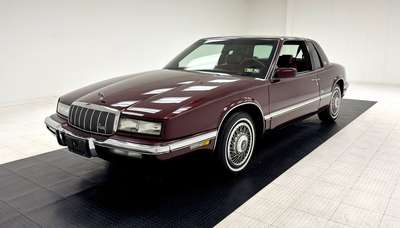 1992 Buick Riviera Prestige Package (SE)