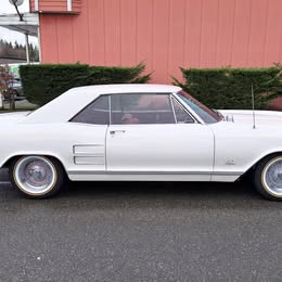 1969 Buick Riviera - Coupe 2D