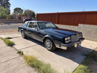 1980 Buick Riviera - Coupe 2D